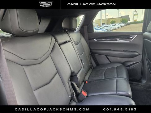 Used 2020 Cadillac XT5 Premium Luxury FWD image 21