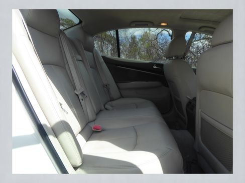 Used 2012 INFINITI G37 x Sedan w/ Premium Pkg image 18