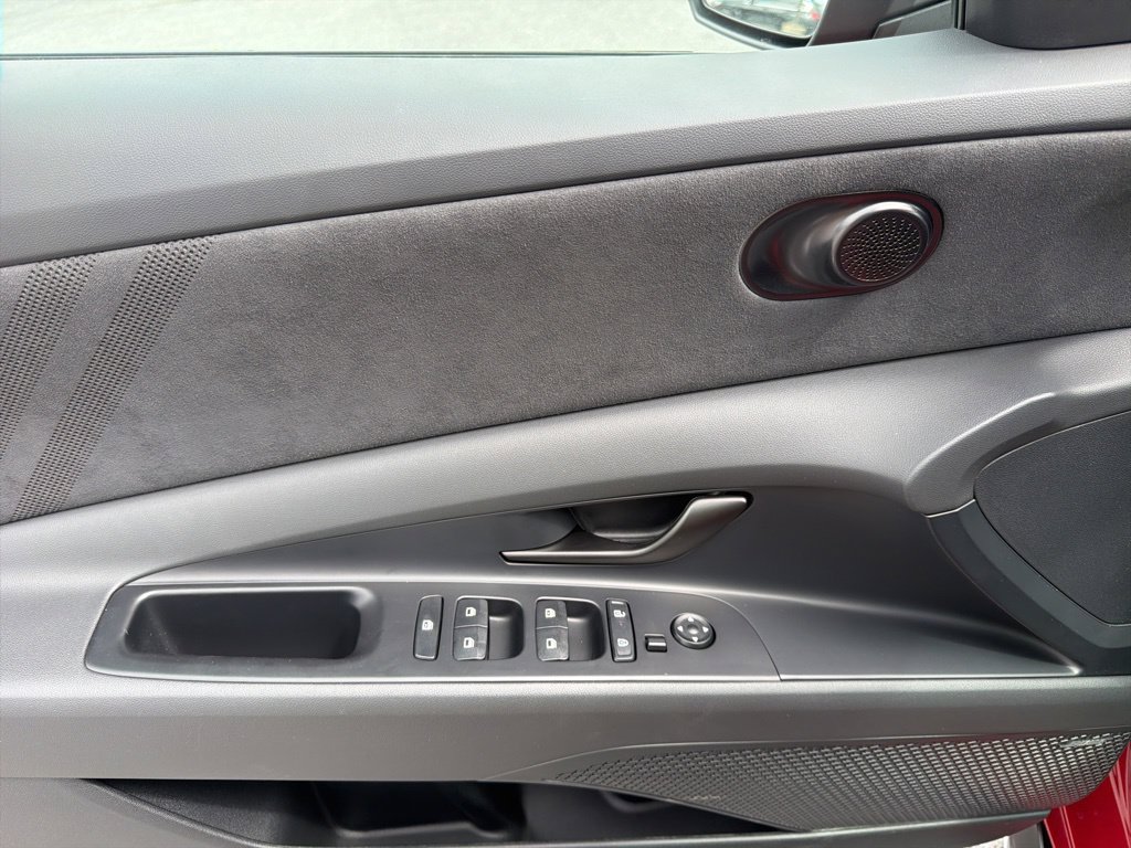 Used 2025 Hyundai Elantra N FWD image 22