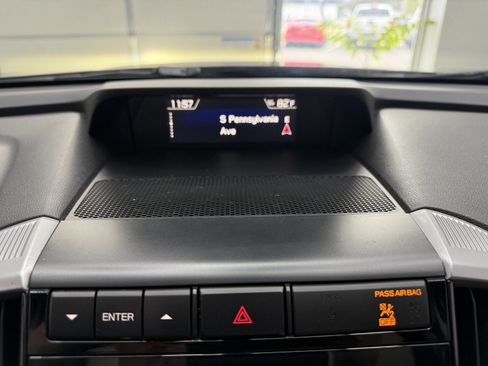 Used 2019 Subaru Ascent Limited w/ Popular Package #3 AWD/4WD image 15