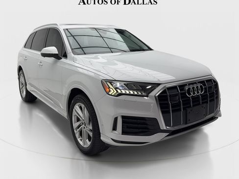 Used 2023 Audi Q7 2.0T Premium Plus w/ Premium Plus Package AWD/4WD image 2
