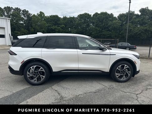 New 2026 Lincoln Nautilus Premier w/ Equipment Group 102A AWD/4WD image 8