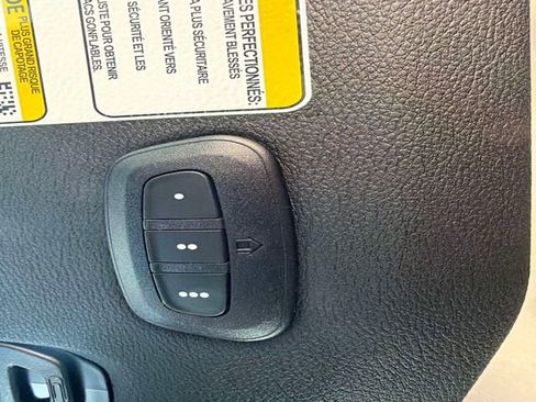 New 2026 Jeep Wrangler Unlimited Sahara AWD/4WD image 32
