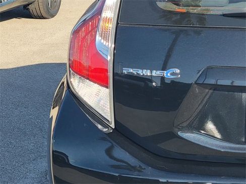 Used 2017 Toyota Prius C Two image 6