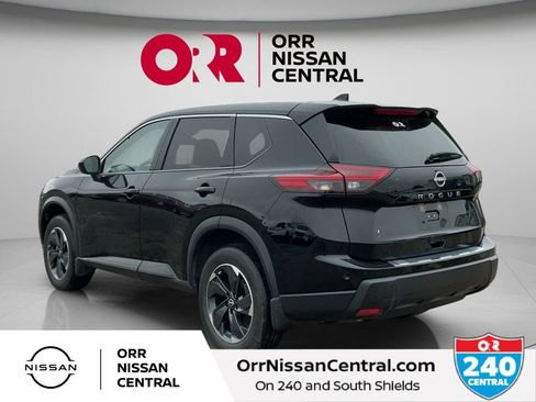 Used 2025 Nissan Rogue SV FWD image 7