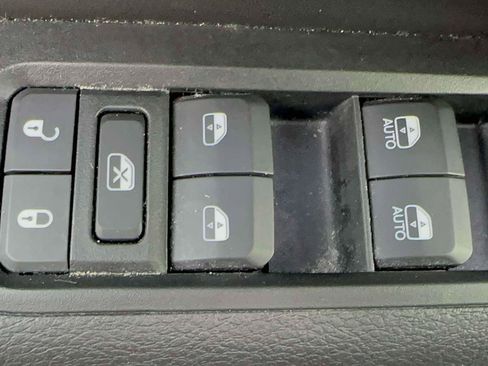 Used 2022 Jeep Compass Trailhawk w/ Trailhawk Convenience Group image 14