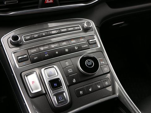 Used 2022 Hyundai Santa Fe Limited FWD image 25