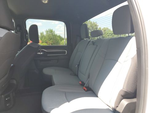 Used 2024 RAM 2500 Big Horn w/ Towing Technology Group AWD/4WD image 21