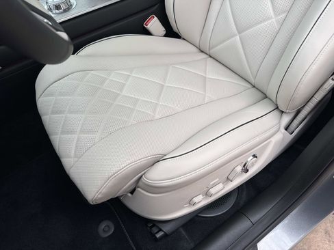 Used 2025 Genesis GV80 3.5T Prestige image 19