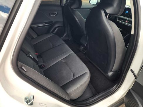 Used 2025 Kia K4 FWD image 16