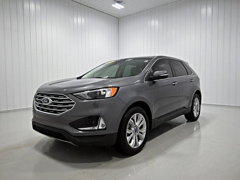 Used 2022 Ford Edge Titanium AWD/4WD image 21