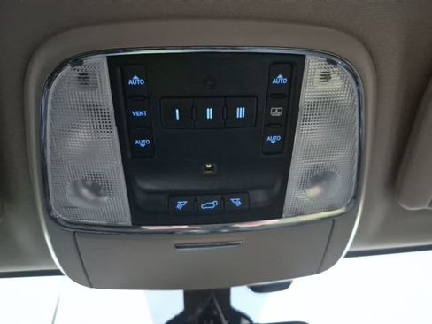 Used 2018 Jeep Grand Cherokee Limited w/ Luxury Group II image 29