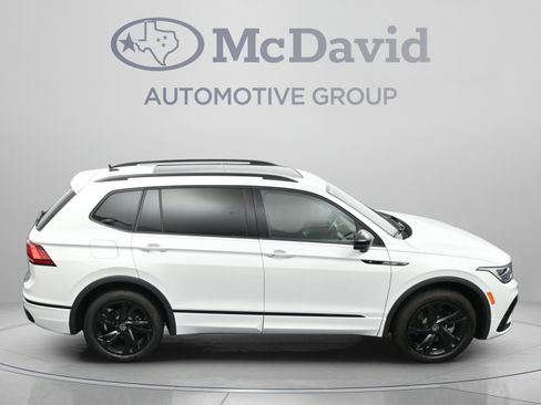 Used 2024 Volkswagen Tiguan SE R-Line FWD image 41