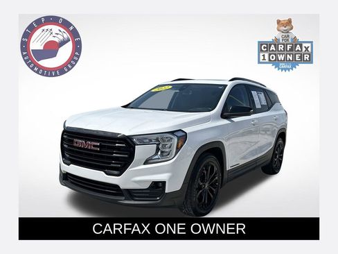 Used 2022 GMC Terrain SLT w/ Elevation Edition FWD image 1