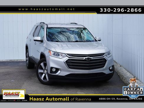 Used 2018 Chevrolet Traverse LT FWD image 1