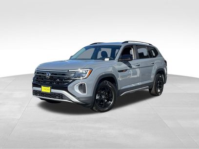 New 2026 Volkswagen Atlas Peak Edition