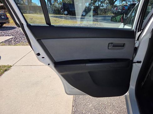 Used 2011 Nissan Sentra 2.0 image 31