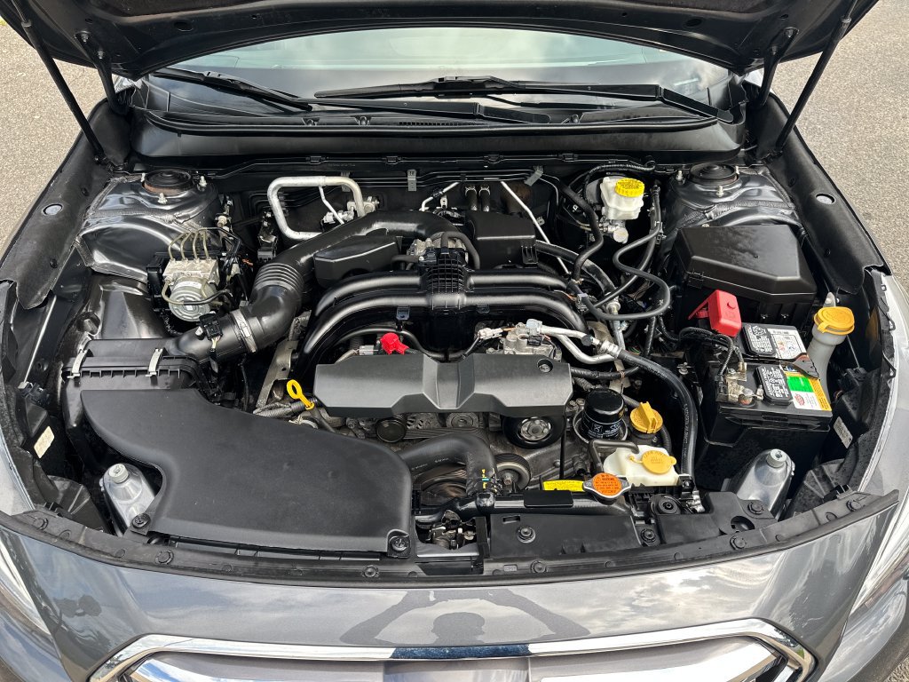 Used 2019 Subaru Outback 2.5i Limited w/ Popular Package #2 AWD/4WD image 10