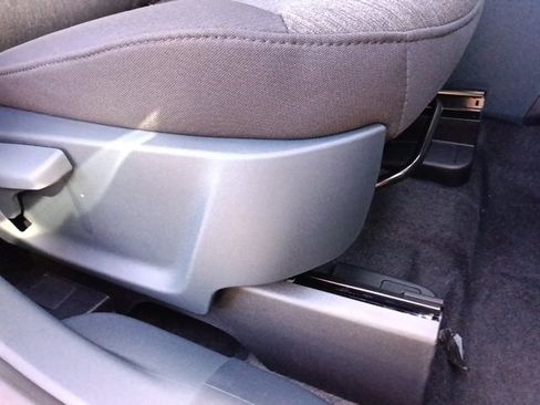 New 2025 Ford Maverick XLT w/ XLT Luxury Package image 30