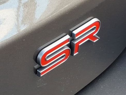 Certified 2025 Nissan Kicks SR image 31