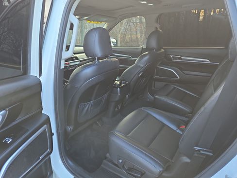 Used 2020 Kia Telluride S image 26
