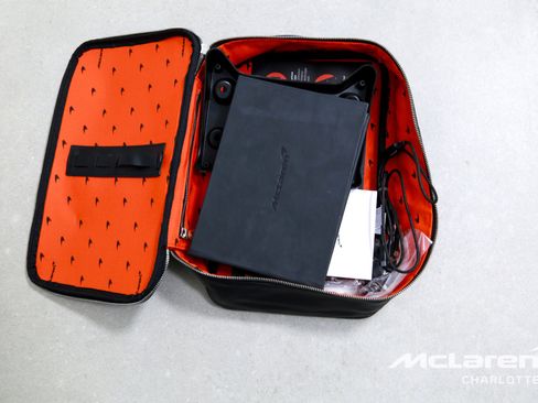 Used 2025 McLaren Artura Spider image 22