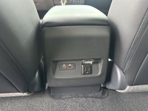 New 2026 Nissan Frontier SV image 19