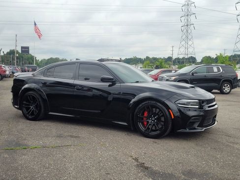 Used 2022 Dodge Charger Scat Pack RWD image 17