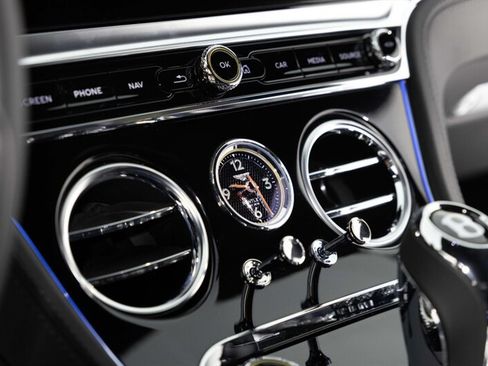 Used 2020 Bentley Continental GT V8 AWD/4WD image 31
