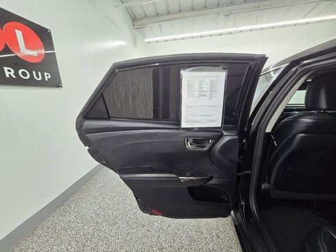 Used 2013 Toyota Avalon XLE Touring FWD image 27