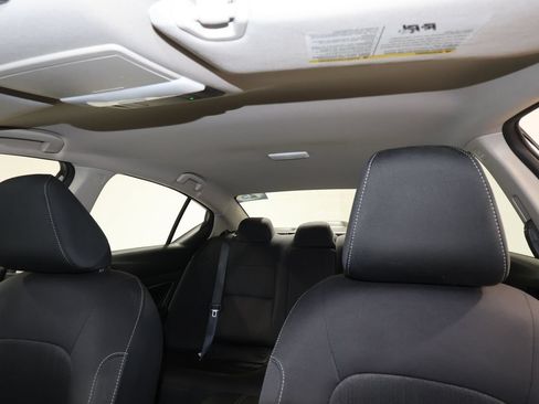 Used 2025 Nissan Altima 2.5 SV AWD/4WD image 15