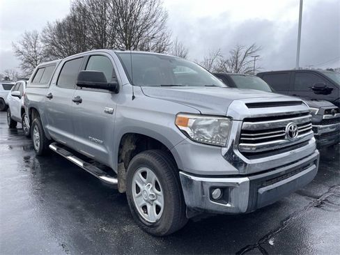 Used 2016 Toyota Tundra SR5 image 5