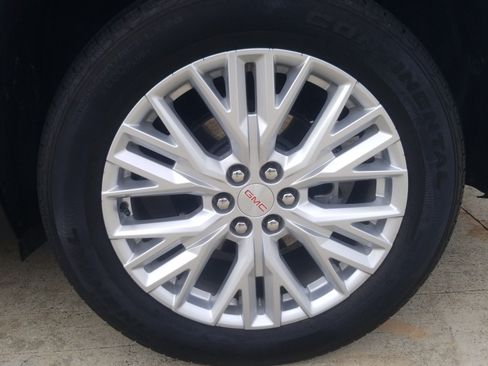 Used 2024 GMC Acadia Elevation FWD image 22