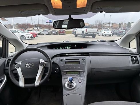 Used 2010 Toyota Prius Five image 27
