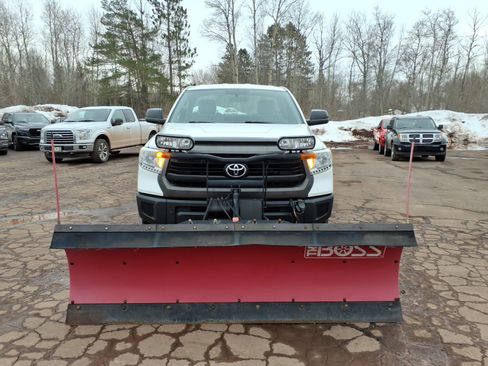 Used 2016 Toyota Tundra SR image 9