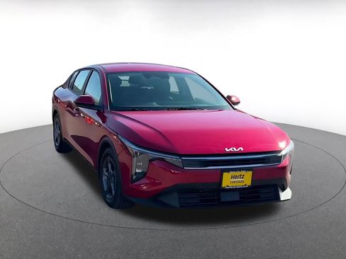 Used 2025 Kia K4 LXS FWD image 3