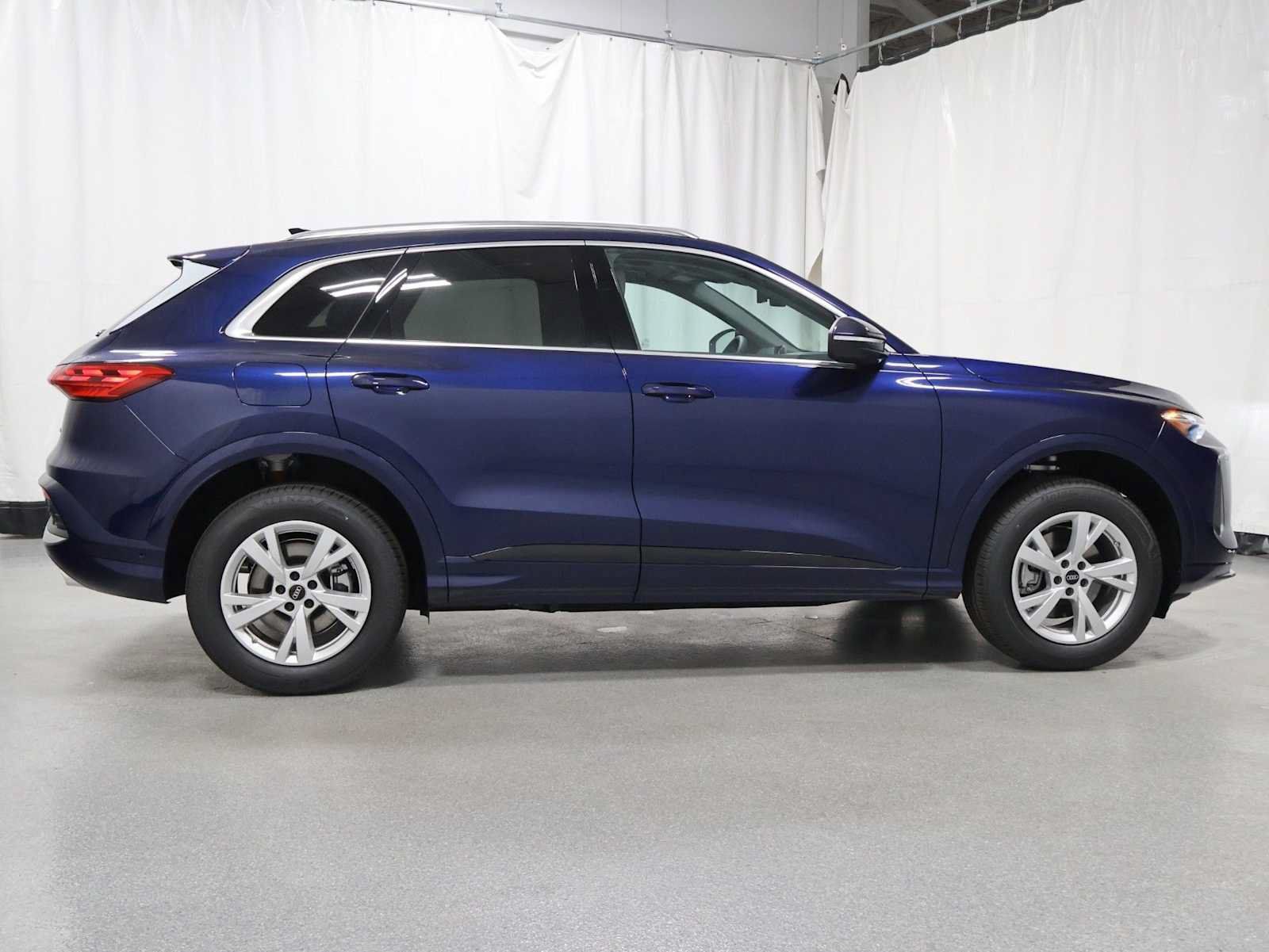 New 2026 Audi Q5 Premium AWD/4WD image 10