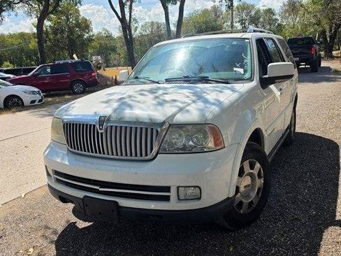 Used 2006 Lincoln Navigator 2WD image 1