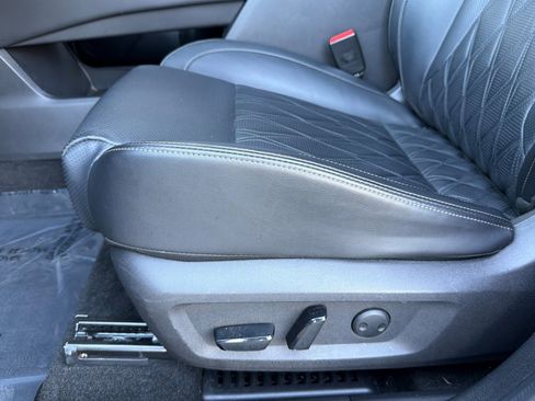 Used 2023 Nissan Rogue Platinum w/ Platinum Premium Package image 14