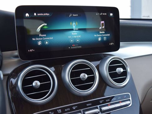 Used 2021 Mercedes-Benz GLC 300 image 45