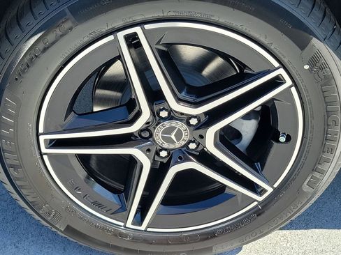 New 2026 Mercedes-Benz GLE 450 4MATIC image 7