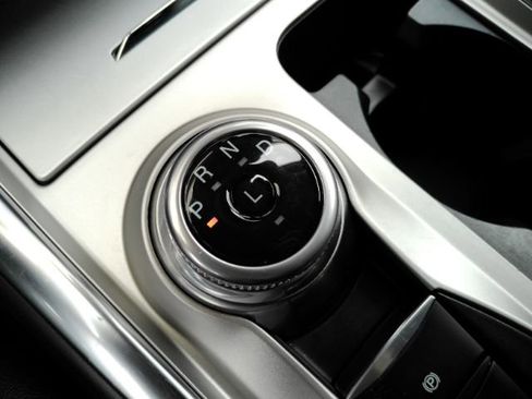 Used 2024 Ford Explorer Limited image 48