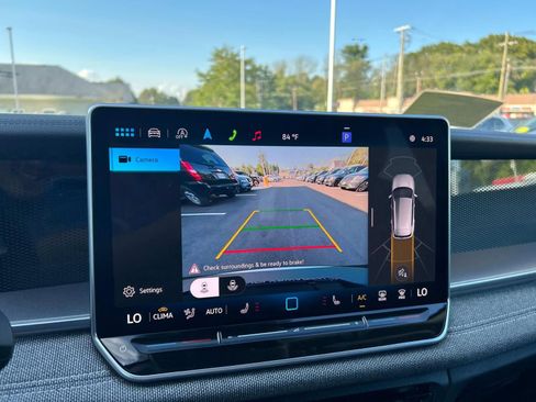 New 2025 Volkswagen Tiguan S image 10