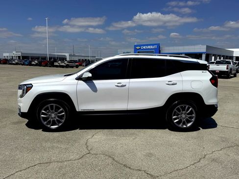 Used 2022 GMC Terrain SLT w/ Infotainment Package II image 10