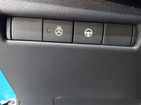 New 2026 Nissan Kicks SR w/ SR Premium Package image 23