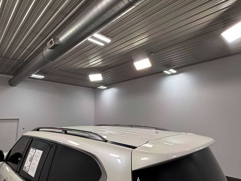Used 2019 Nissan Armada Platinum w/ Captain's Chairs Package AWD/4WD image 41