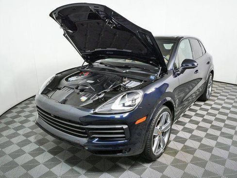 Certified 2023 Porsche Cayenne Platinum Edition AWD/4WD image 35