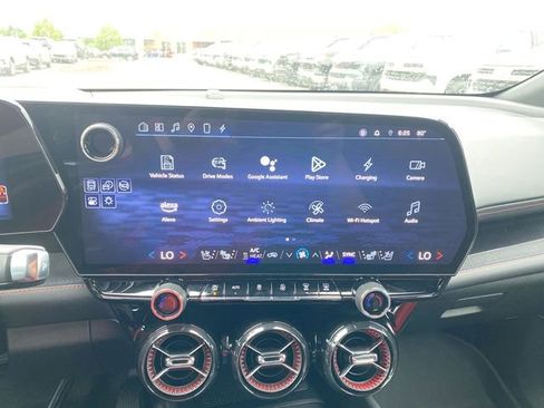 Used 2024 Chevrolet Blazer EV RS AWD/4WD image 13