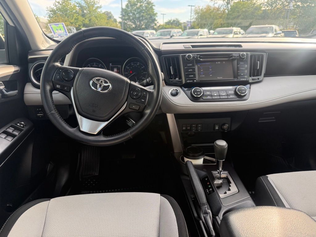 Certified 2018 Toyota RAV4 XLE AWD/4WD image 22