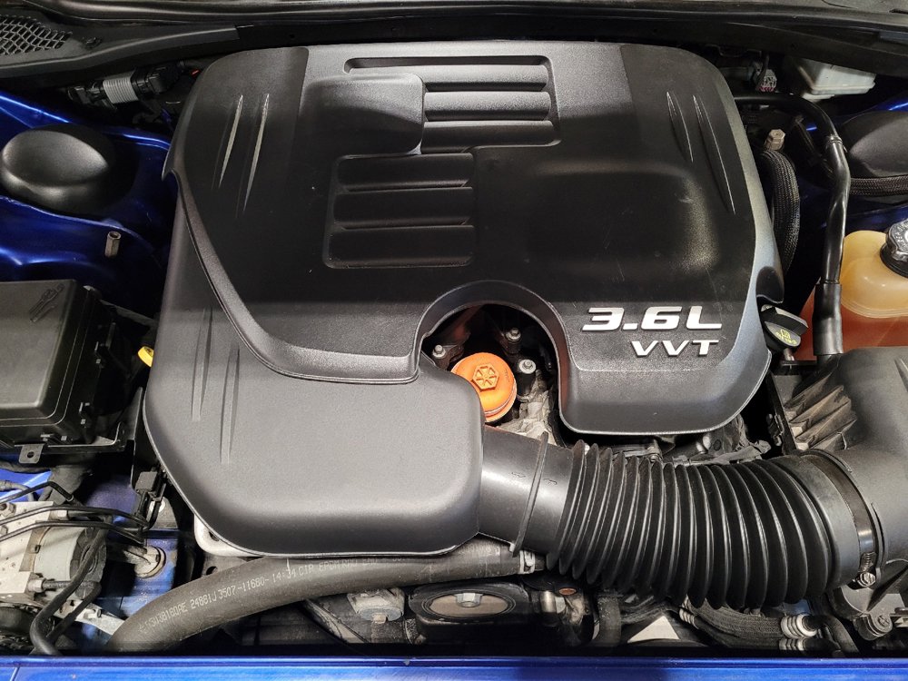 Used 2018 Dodge Challenger SXT RWD image 30